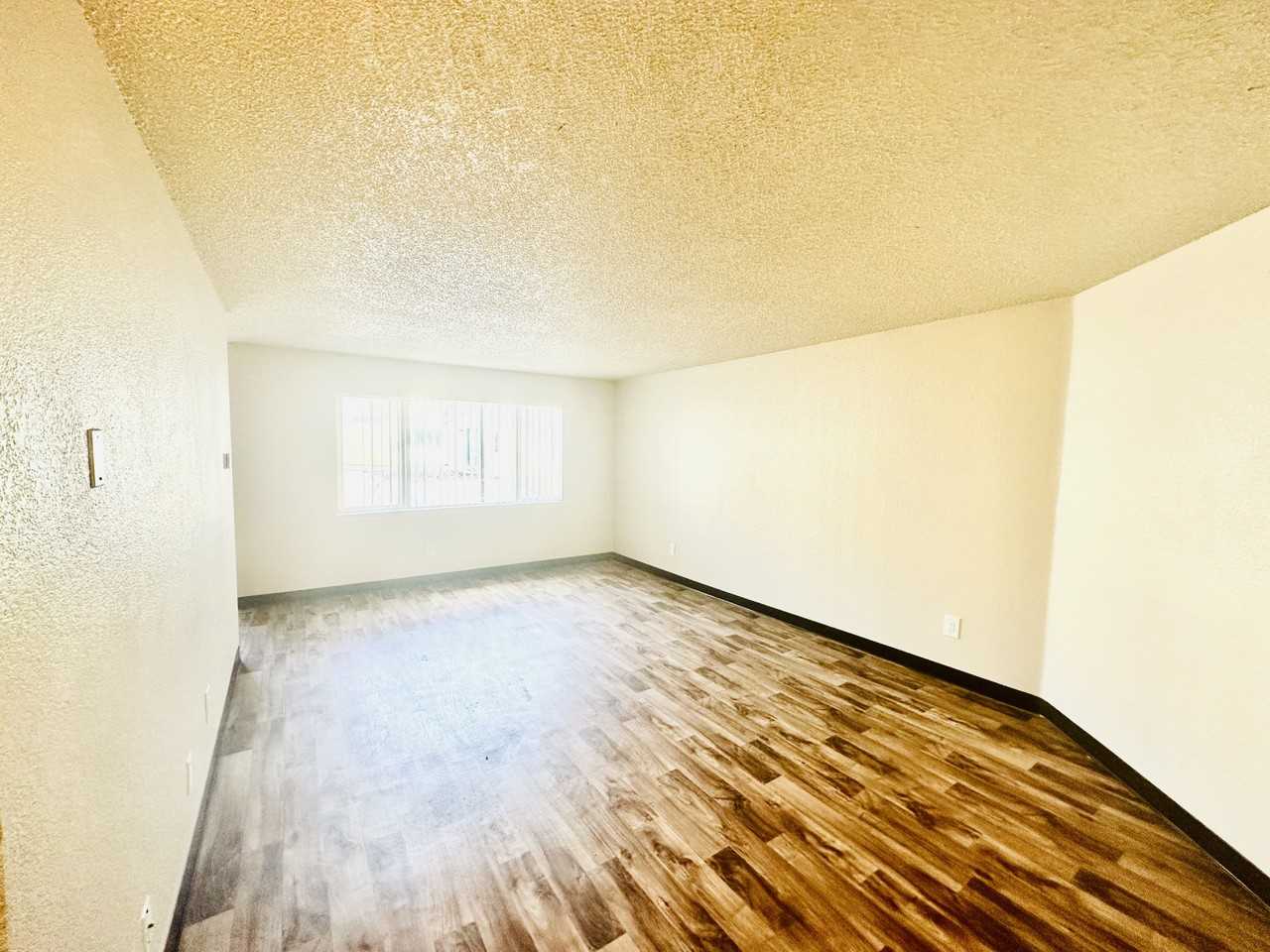 Wayside Ter Ne #2457 - Photo 3 of 25