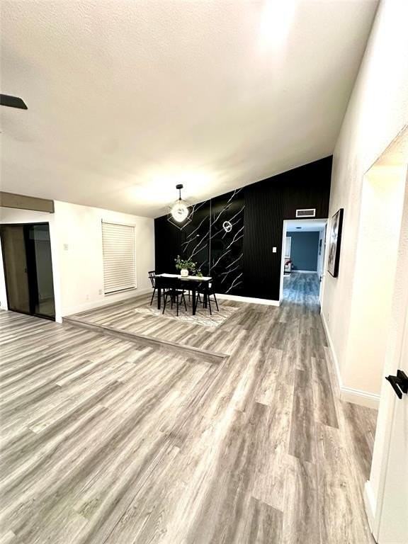 5000 Brandenburg Ln - Photo 4 of 14