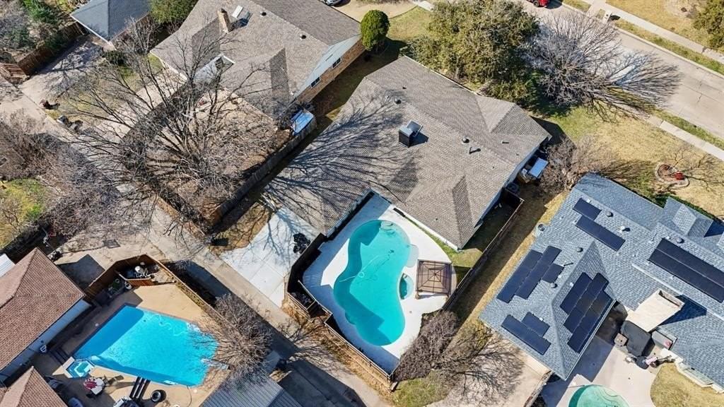 3204 Lynbrook Dr - Photo 3 of 32