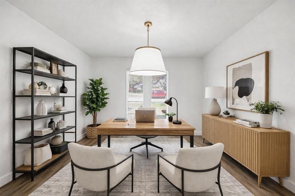 3204 Lynbrook Dr - Photo 7 of 32