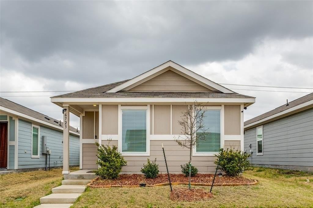 6723 Coulter Dr - Photo 2 of 25