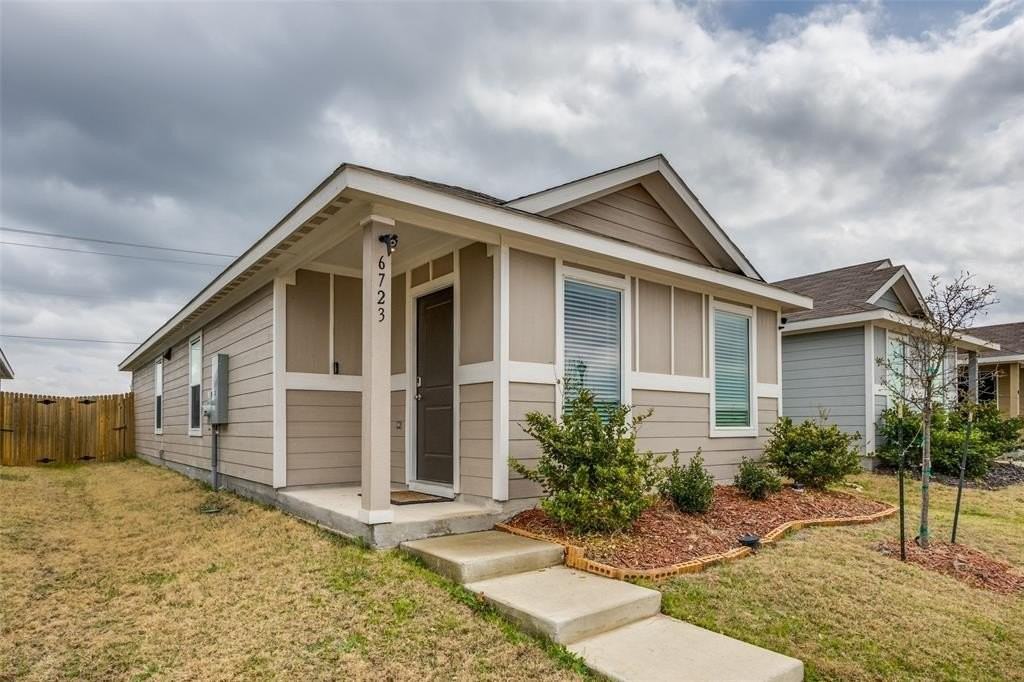 6723 Coulter Dr - Photo 3 of 25