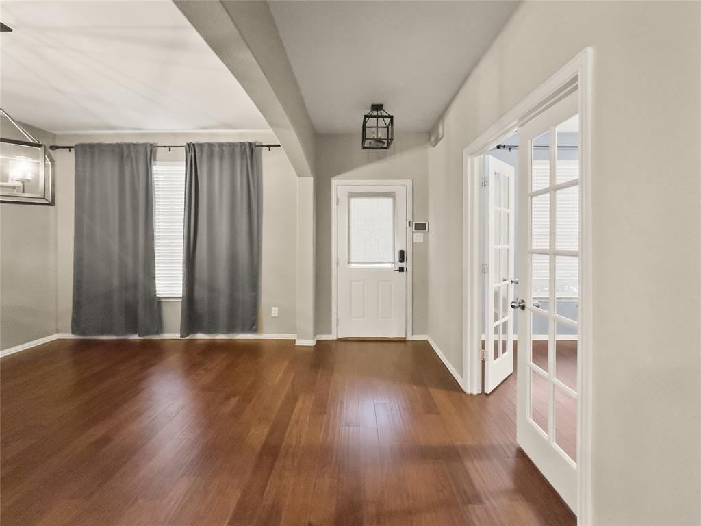 707 Dickerson Ln - Photo 7 of 24