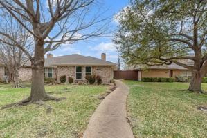 featured image of 7106 Casablanca Ct