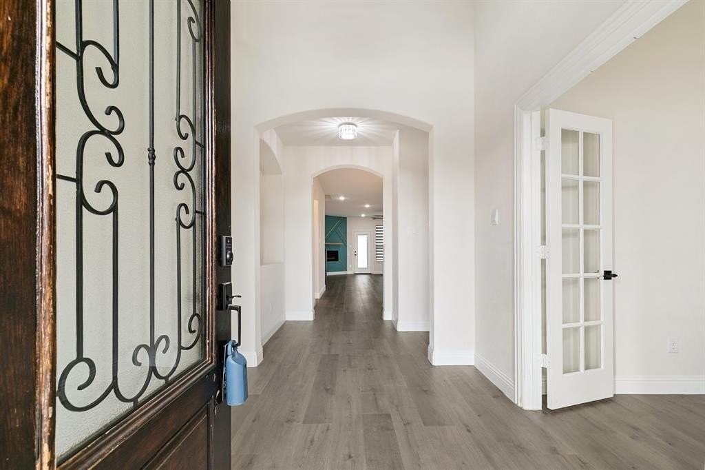 7636 Cherry Blossom Ln - Photo 4 of 34