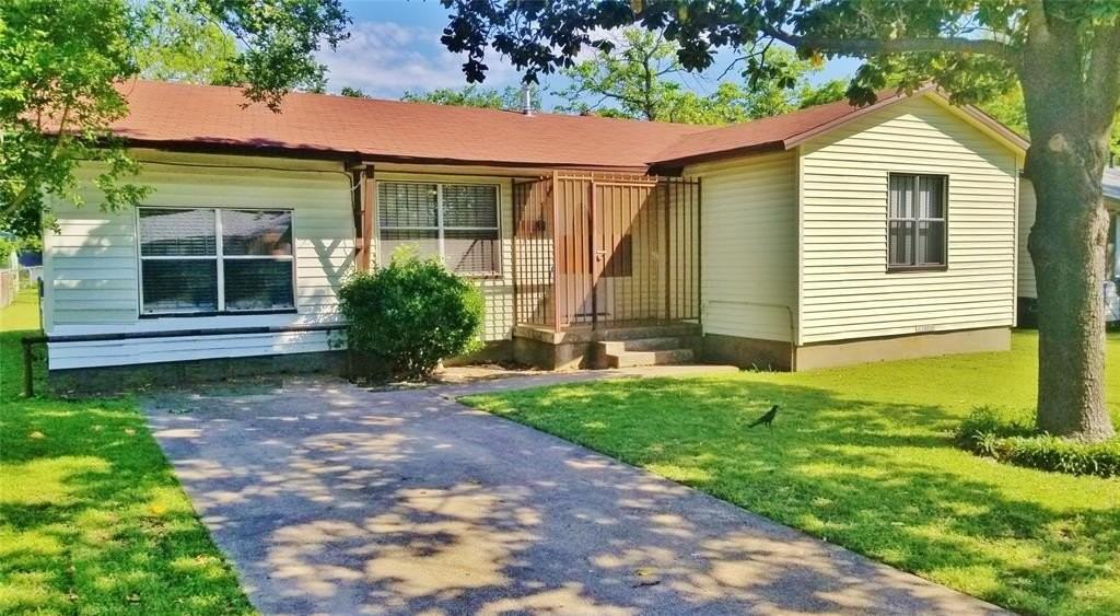 12116 Hoblitzelle Dr - Photo 4 of 30