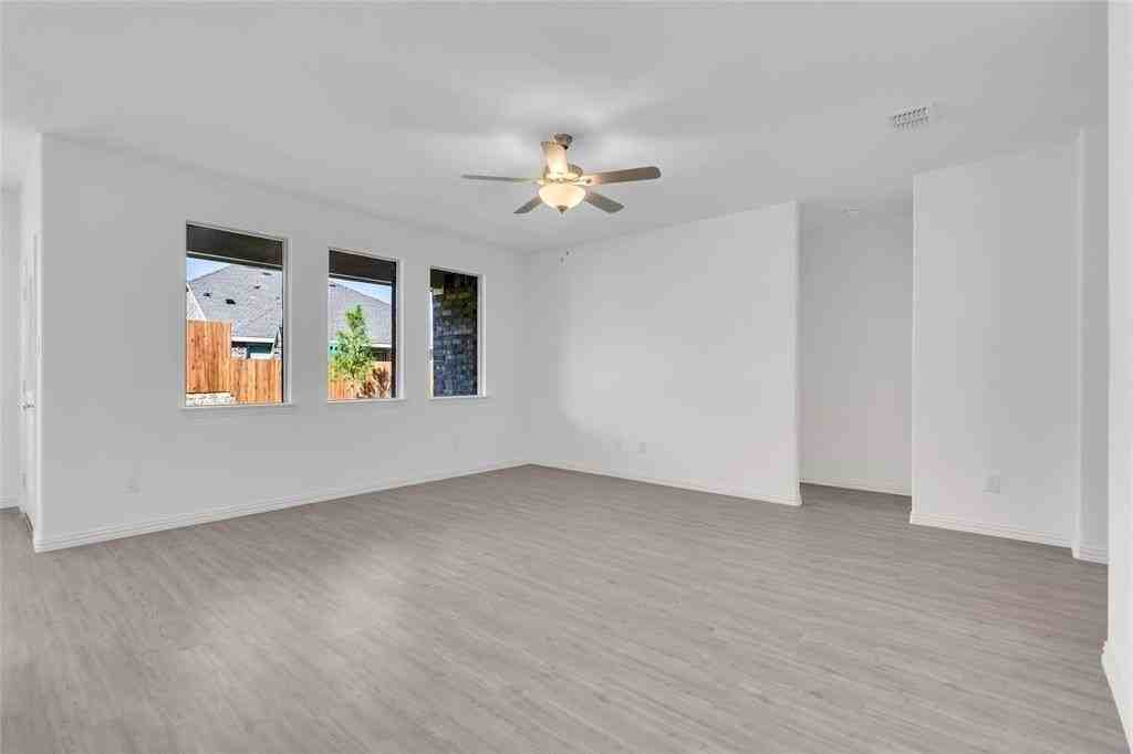 1309 Lazy Grove Dr - Photo 6 of 28