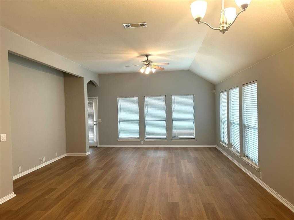 2805 Prescotte Pointe - Photo 6 of 12