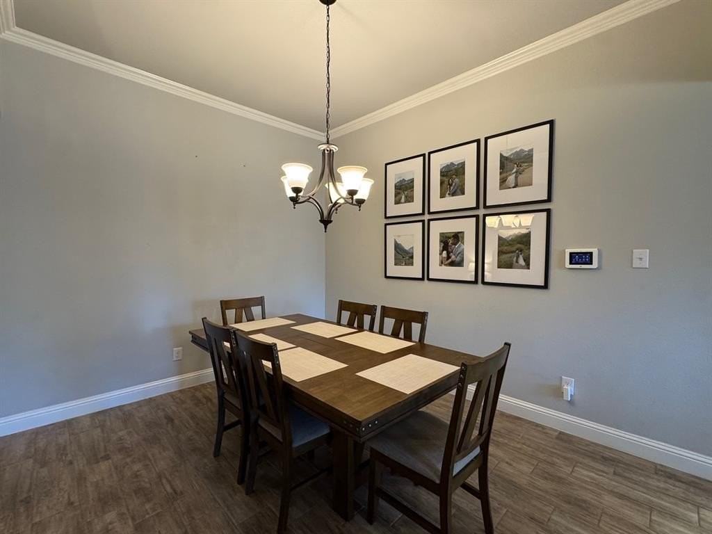 144 Landsdale Cir - Photo 6 of 17