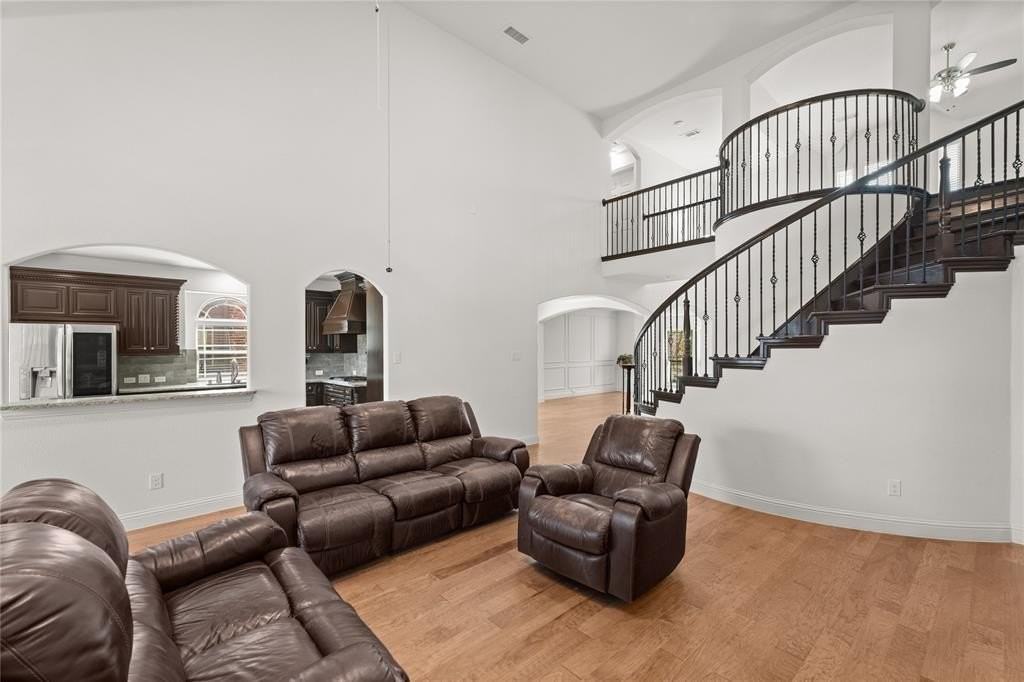 14132 Steadman Dr - Photo 7 of 40