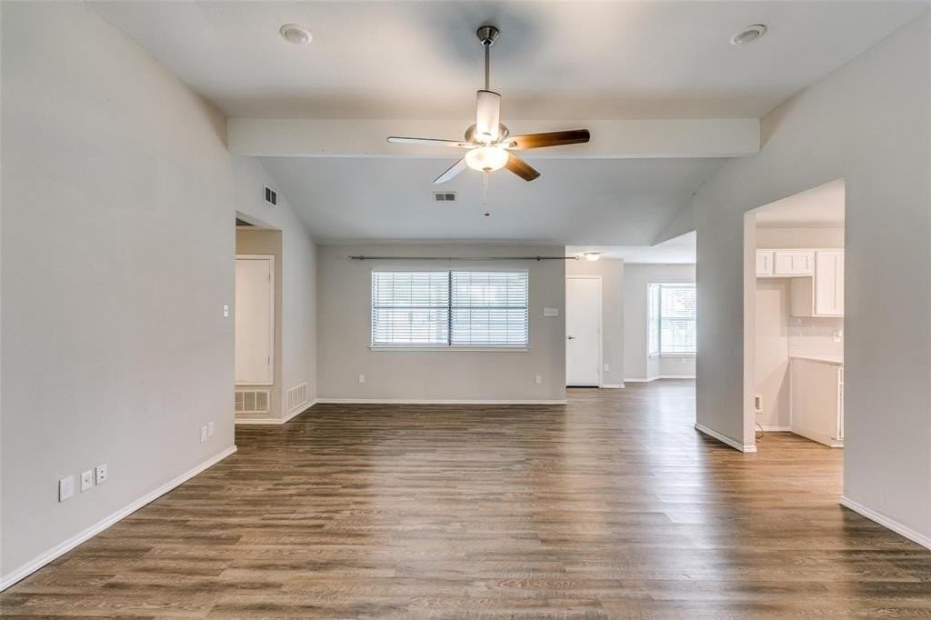 701 Kipling Dr - Photo 4 of 25