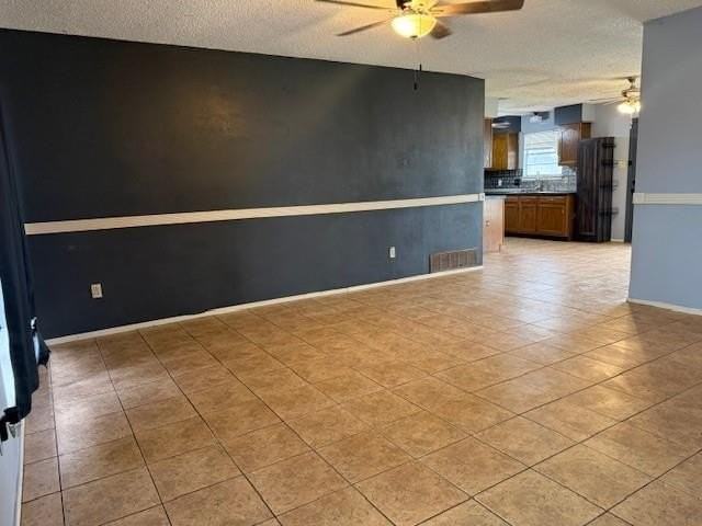 825 Alameda Rd - Photo 2 of 20