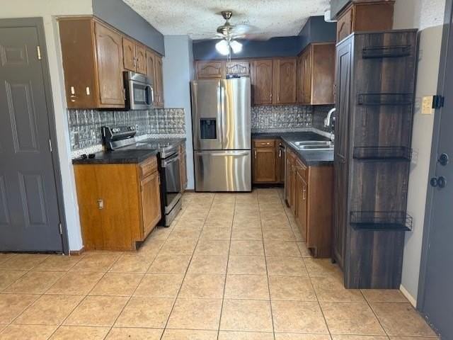 825 Alameda Rd - Photo 5 of 20