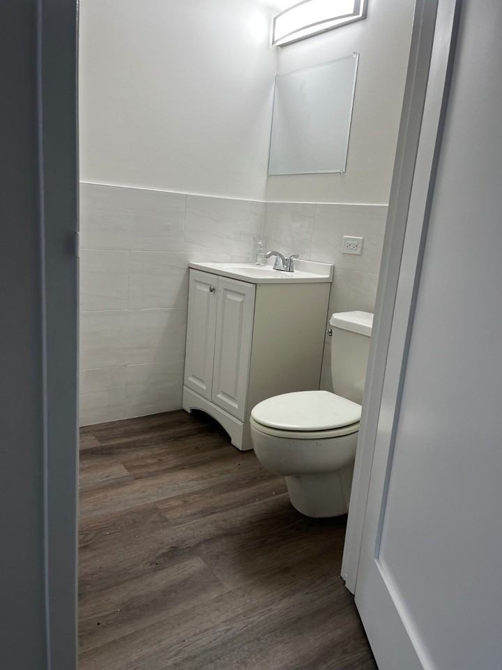 171 Wellington Ct #3F - Photo 6 of 36