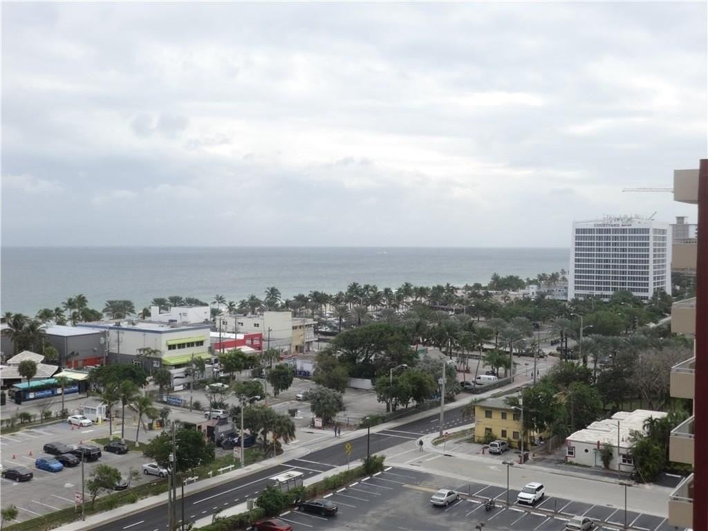 100 S Birch Rd #1106B - Photo 3 of 34