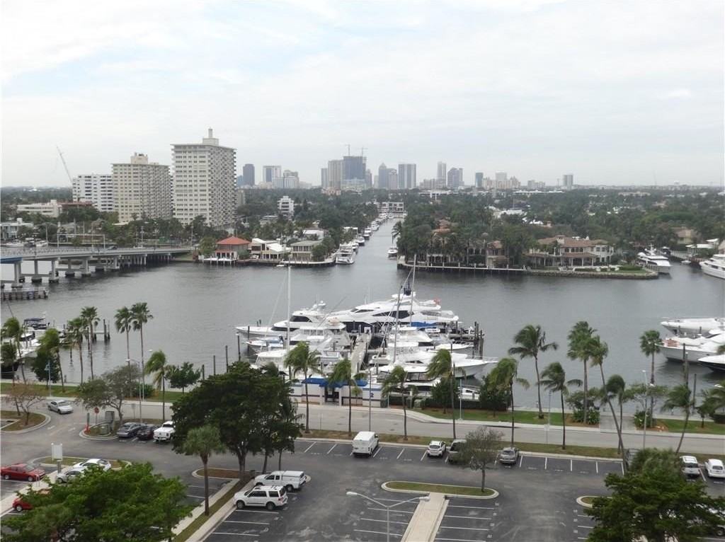 100 S Birch Rd #1106B - Photo 5 of 34