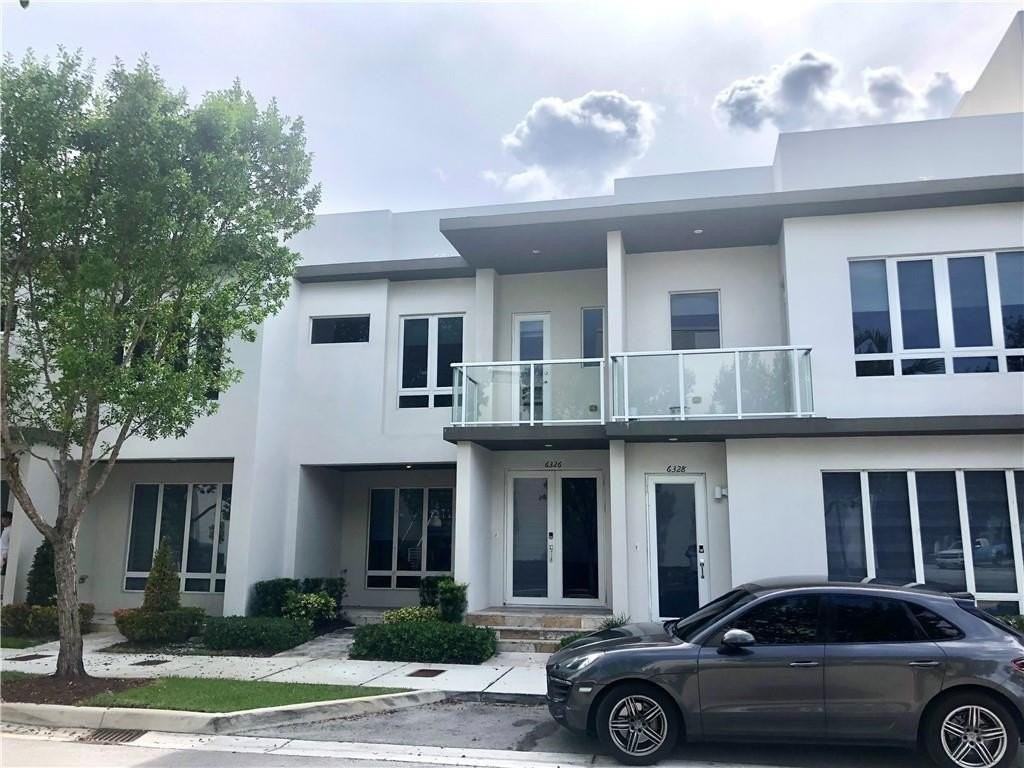 6326 Nw 105th Pl - Photo 2 of 50