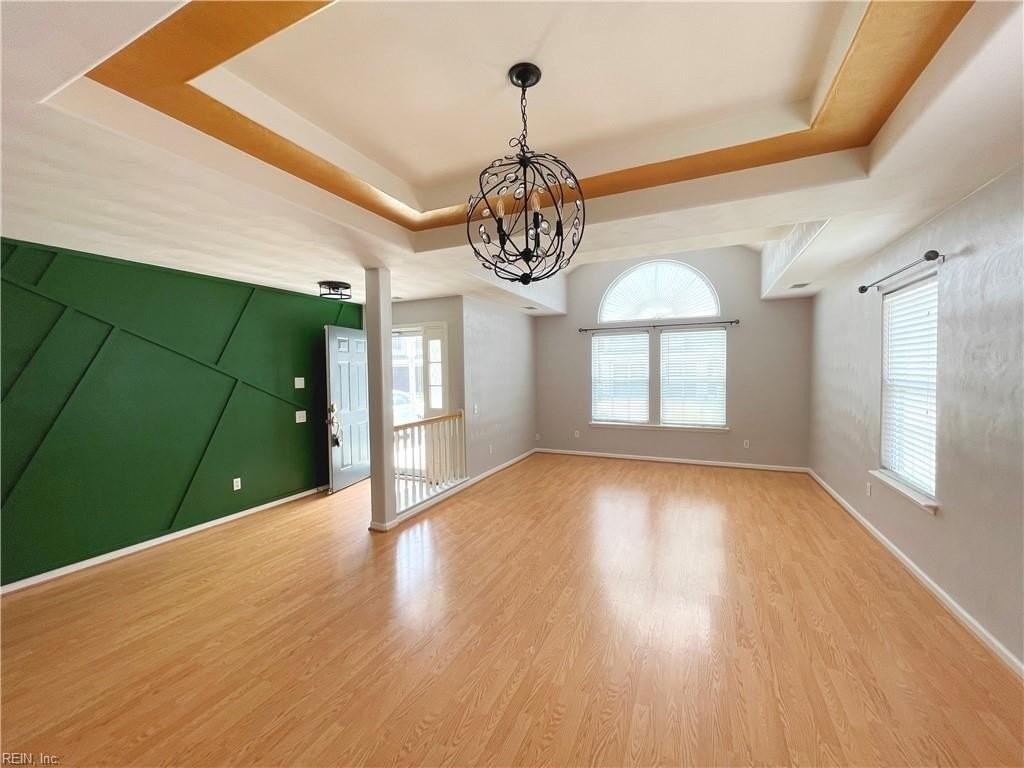 5424 Port Royal Dr - Photo 2 of 34