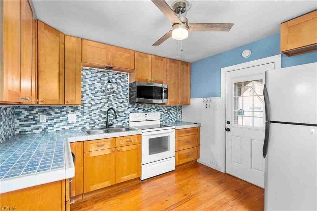 3000 Woodrow St - Photo 4 of 14