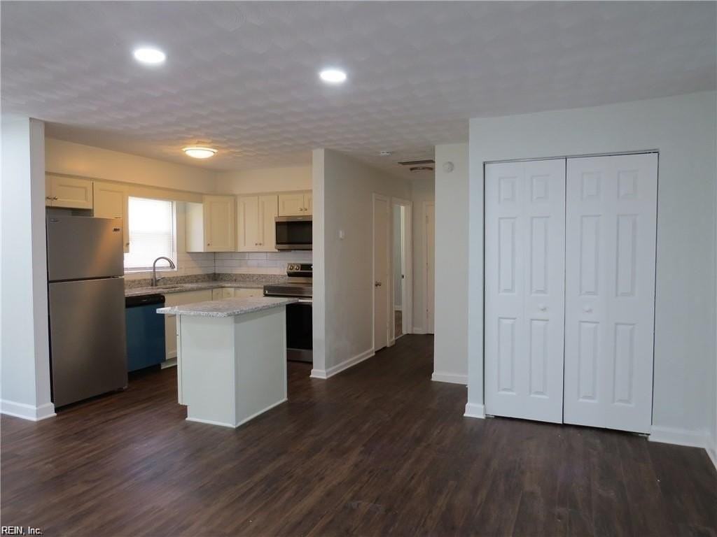 3553 Seay Ave #A - Photo 3 of 16