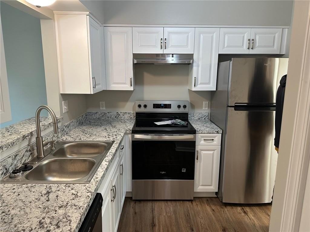 250 Portview Ave #E - Photo 6 of 20