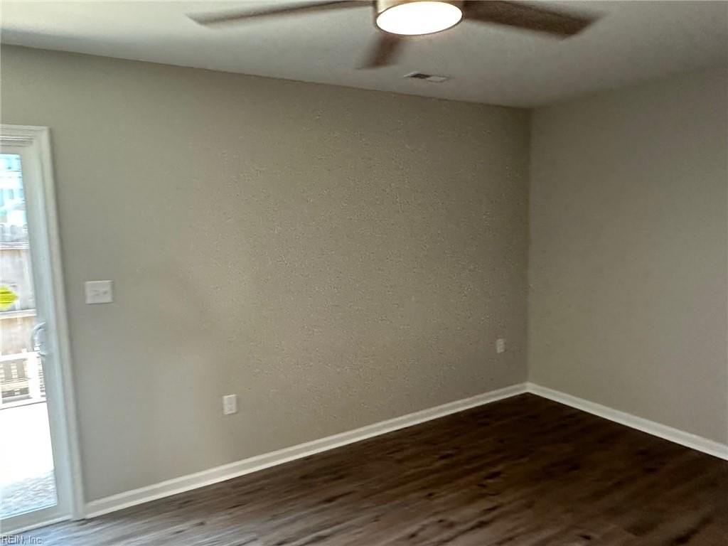 250 Portview Ave #D - Photo 2 of 20