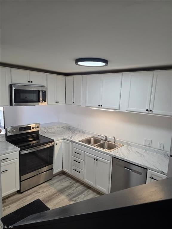 563 Ayrshire Way #G - Photo 4 of 13