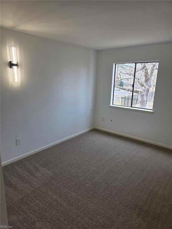 563 Ayrshire Way #G - Photo 7 of 13