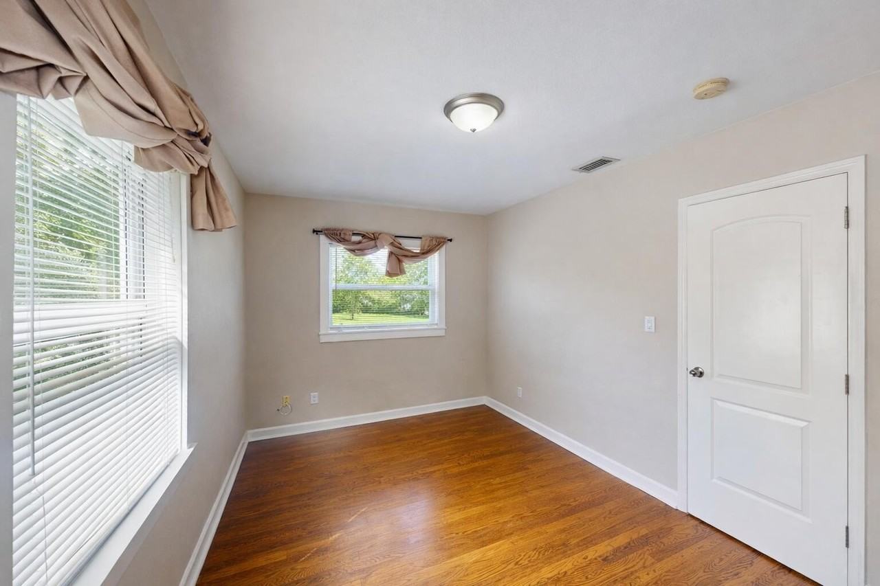 509 6th Ave N #3B - Photo 4 of 24