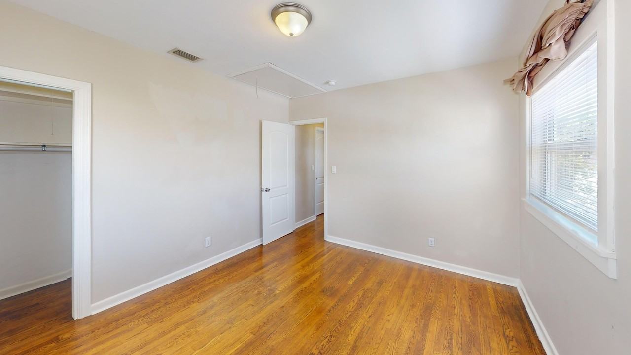 509 6th Ave N #3B - Photo 5 of 24