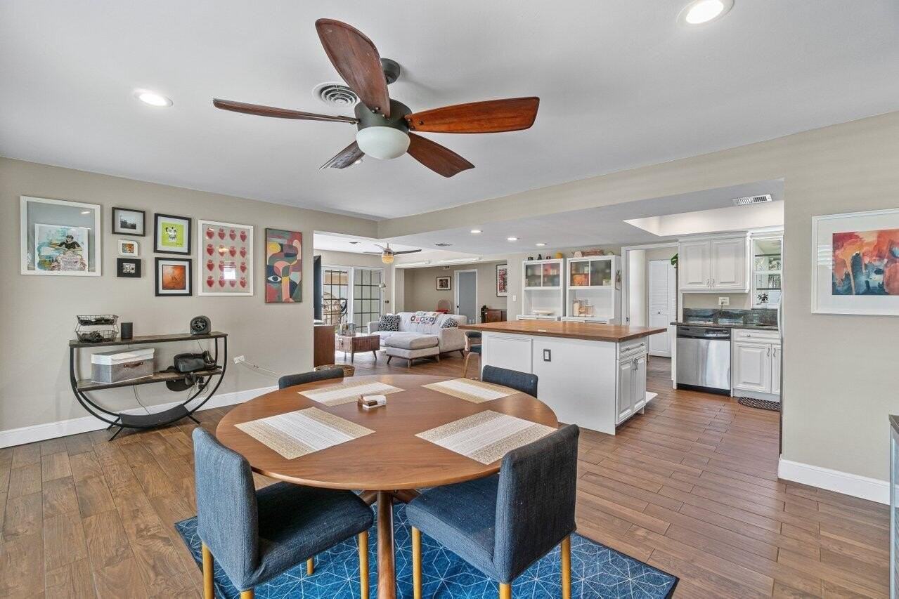 501 Sw 8th Ter - Photo 5 of 31