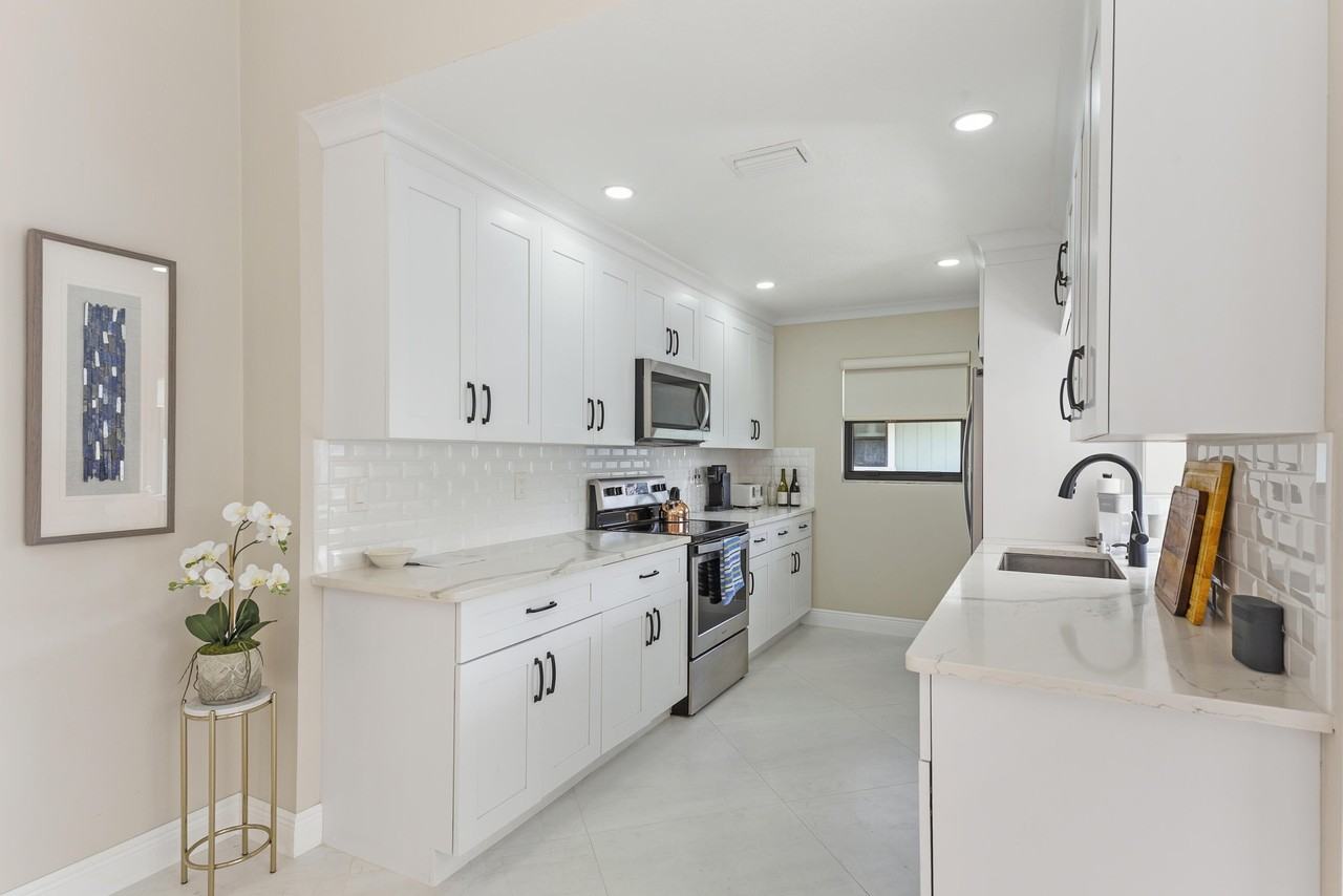 1127 E Seminole Ave #15C - Photo 7 of 25