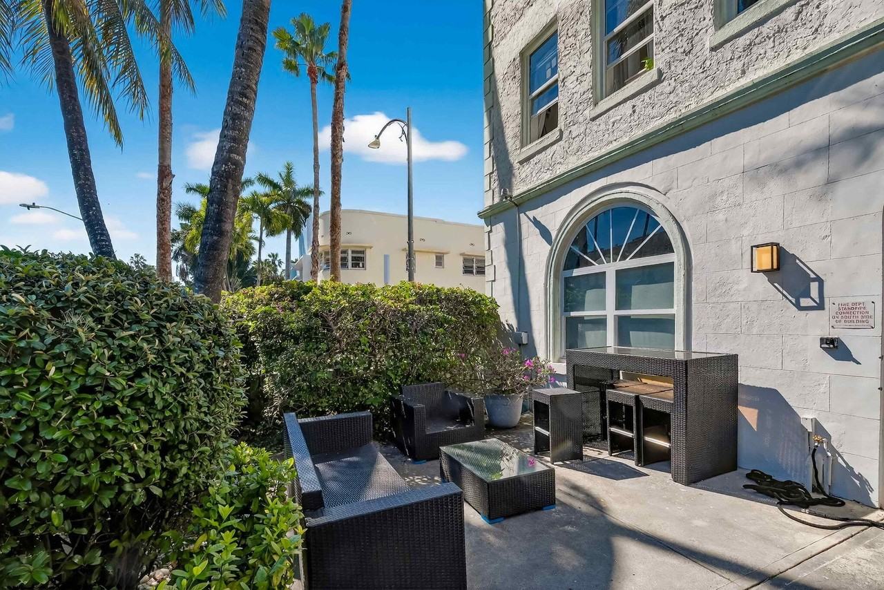 802 Euclid Ave #104 - Photo 4 of 27