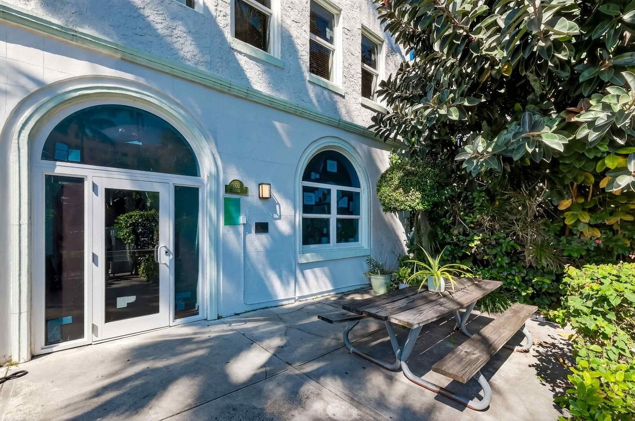 802 Euclid Ave #104 - Photo 5 of 27