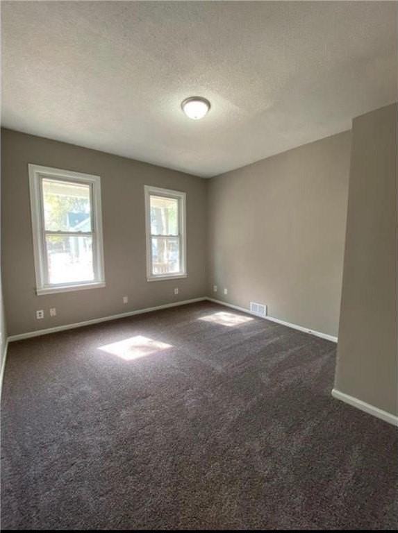 505 Beaumont St - Photo 3 of 7