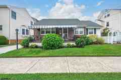 112 N Argyle Ave - Photo 1 of 1