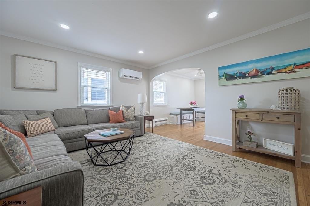 112 N Argyle Ave - Photo 4 of 21