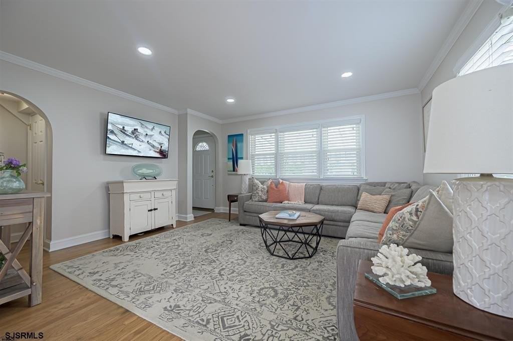 112 N Argyle Ave - Photo 5 of 21