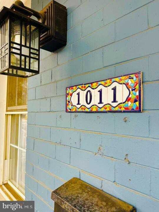 1011 8th St Ne - Photo 3 of 34