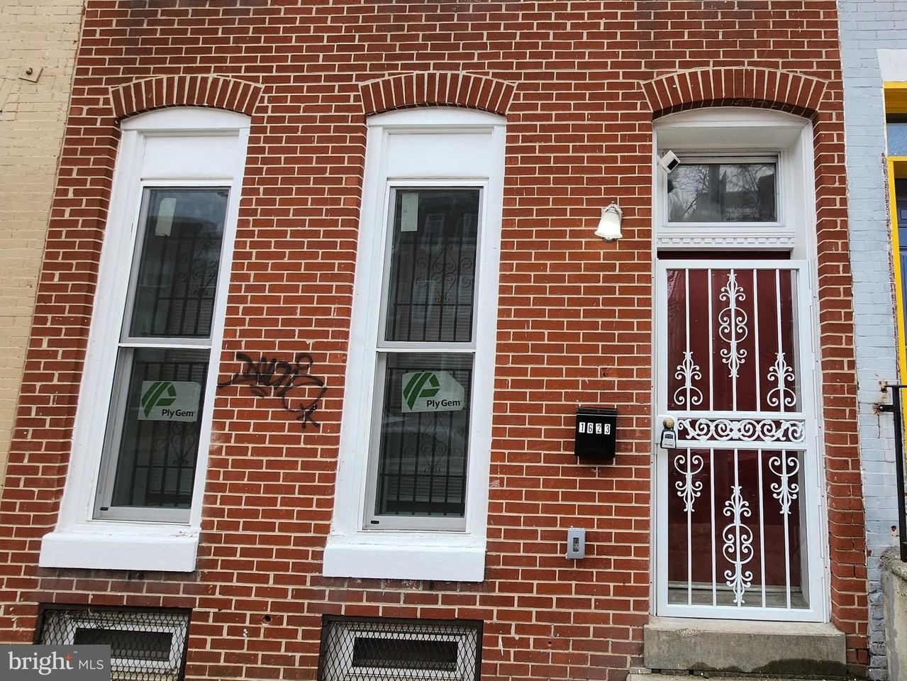 1623 W Lexington St - Photo 4 of 26