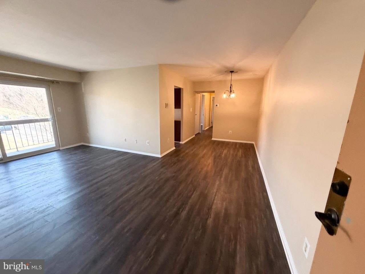 1 Summit Hill Ct Apt C1 - Photo 2 of 26