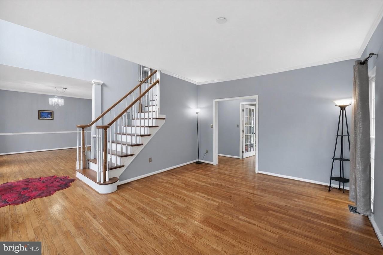 11433 Seneca Forest Cir - Photo 7 of 50