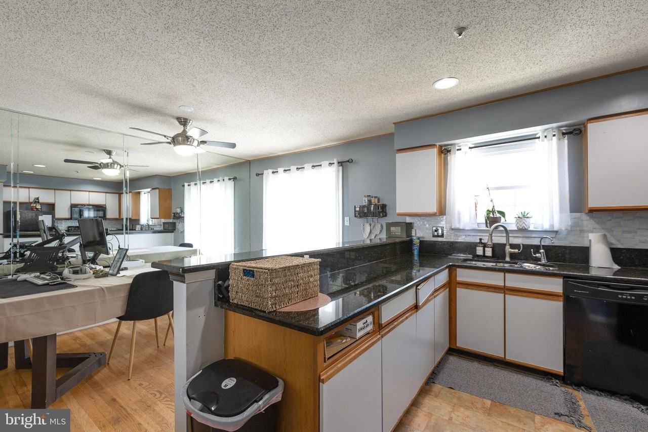 8329 Founders Woods Way - Photo 4 of 26