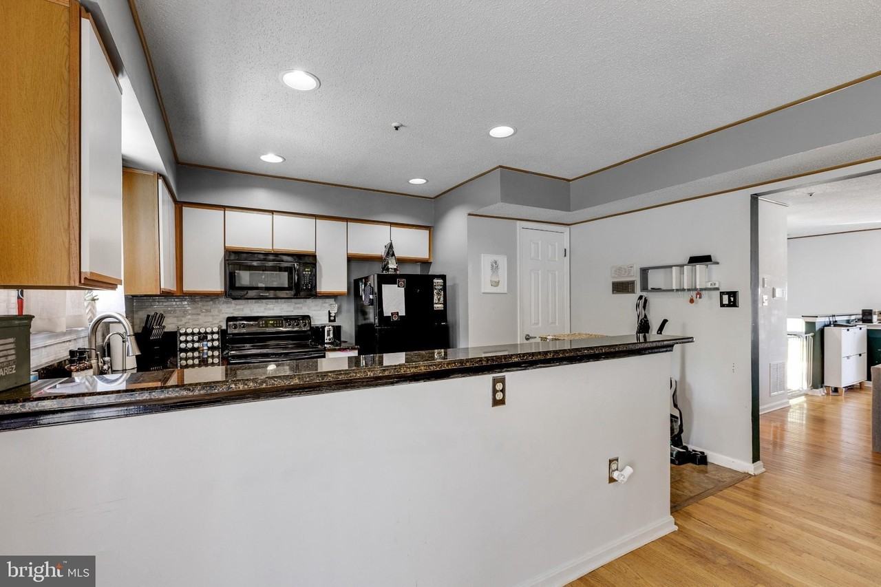 8329 Founders Woods Way - Photo 5 of 26