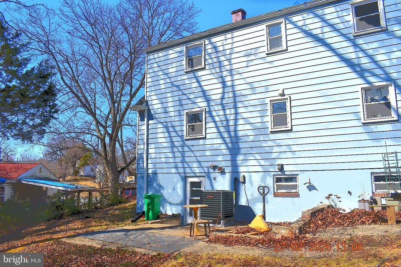 9113 Kinzer St - Photo 2 of 6