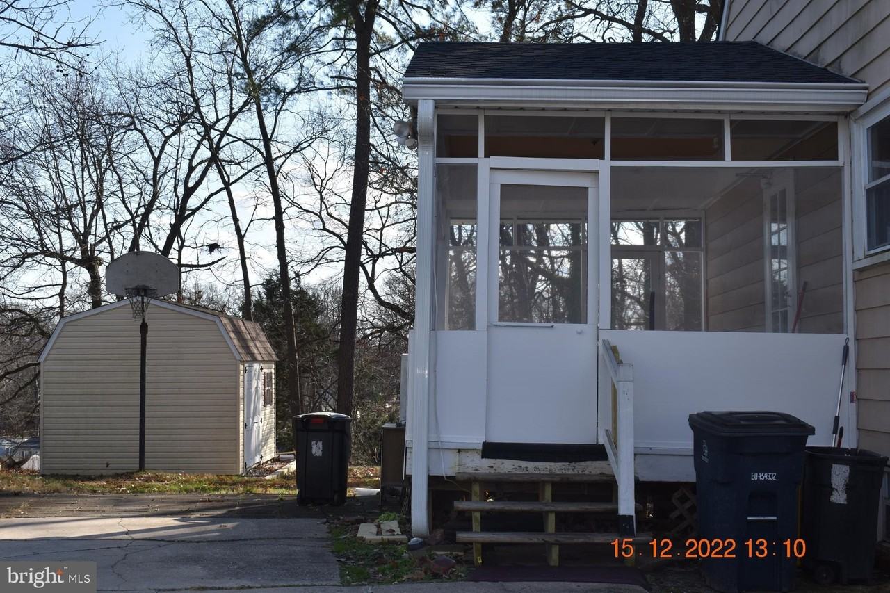 9113 Kinzer St - Photo 3 of 6