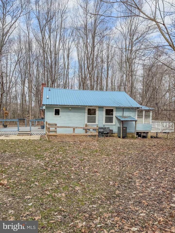 22801 Booker Washington Ave - Photo 5 of 42