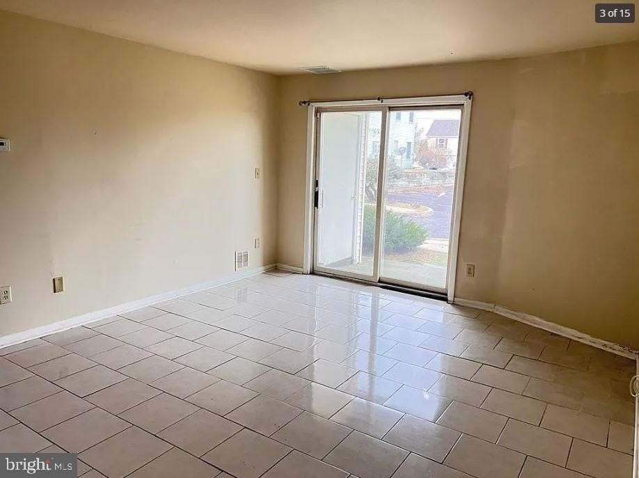 700 N Franklin Blvd Unit 1105 - Photo 2 of 13