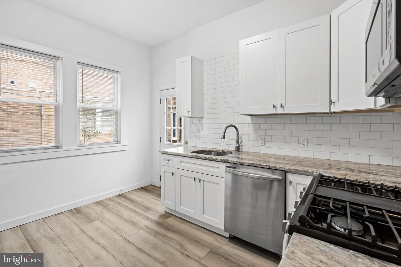 508 Station Ave Unit C - Photo 6 of 24