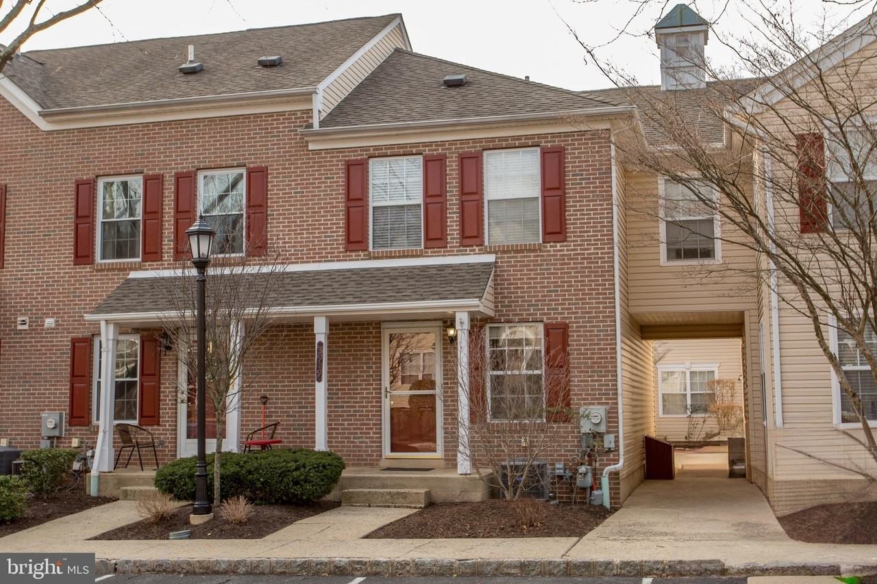 3919 Captain Molly Cir Unit 131 - Photo 3 of 49